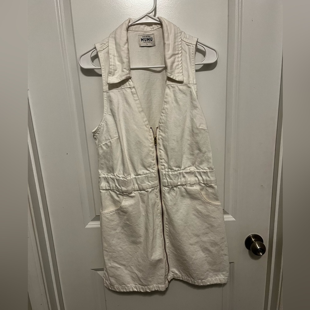 Show me your Mumu White Denim Dress in Size L